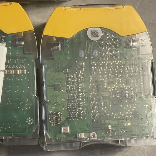 皮尔兹安全控制器772104操作简单