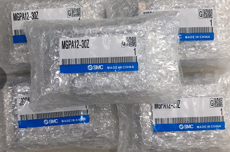 实物图MGPA12-30Z，SMC新款带导杆薄型气缸